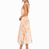 Halter-mekko Aurora | Ajaton eleganssi ylellisessä satiinissa