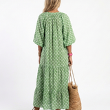 Céline | Midi-mekko, jossa on kuvio, kolmannes hihat ja V-pääntie