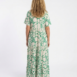 Lucie | Midi mekko kukilla, lyhyet hihat ja V-pääntie