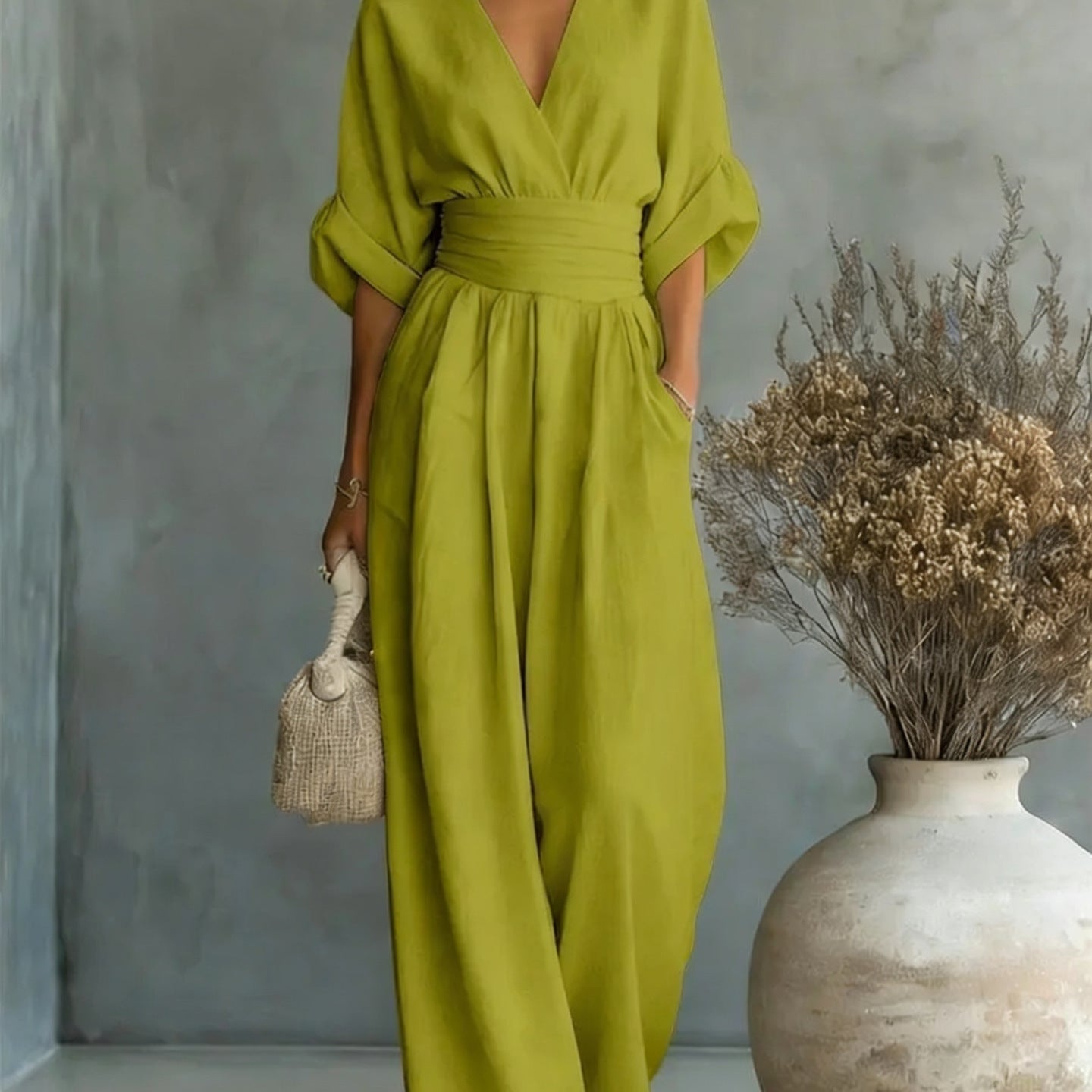 Fustan Elegant me Dekolte në V, Shpinë të Zbuluar dhe Rripa të Gjerë - Maison Claire et Sylvie