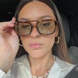 Sara - Aurinkolasit