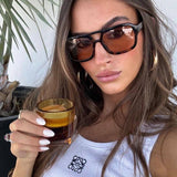 Sara - Aurinkolasit