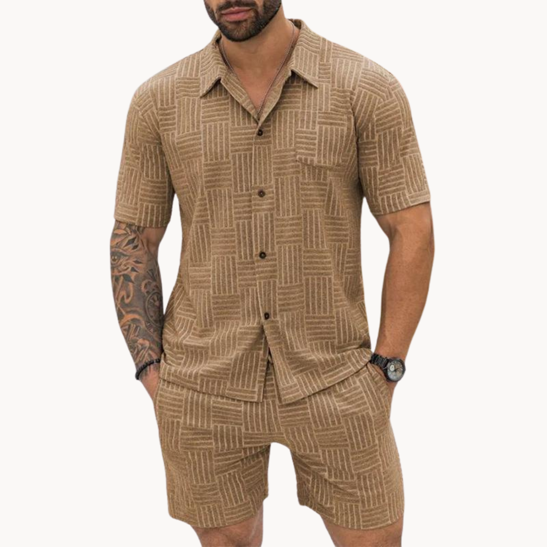 Paita ja Shortsit - Retro