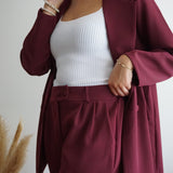 Kirsikka - Conjunto Borgonha